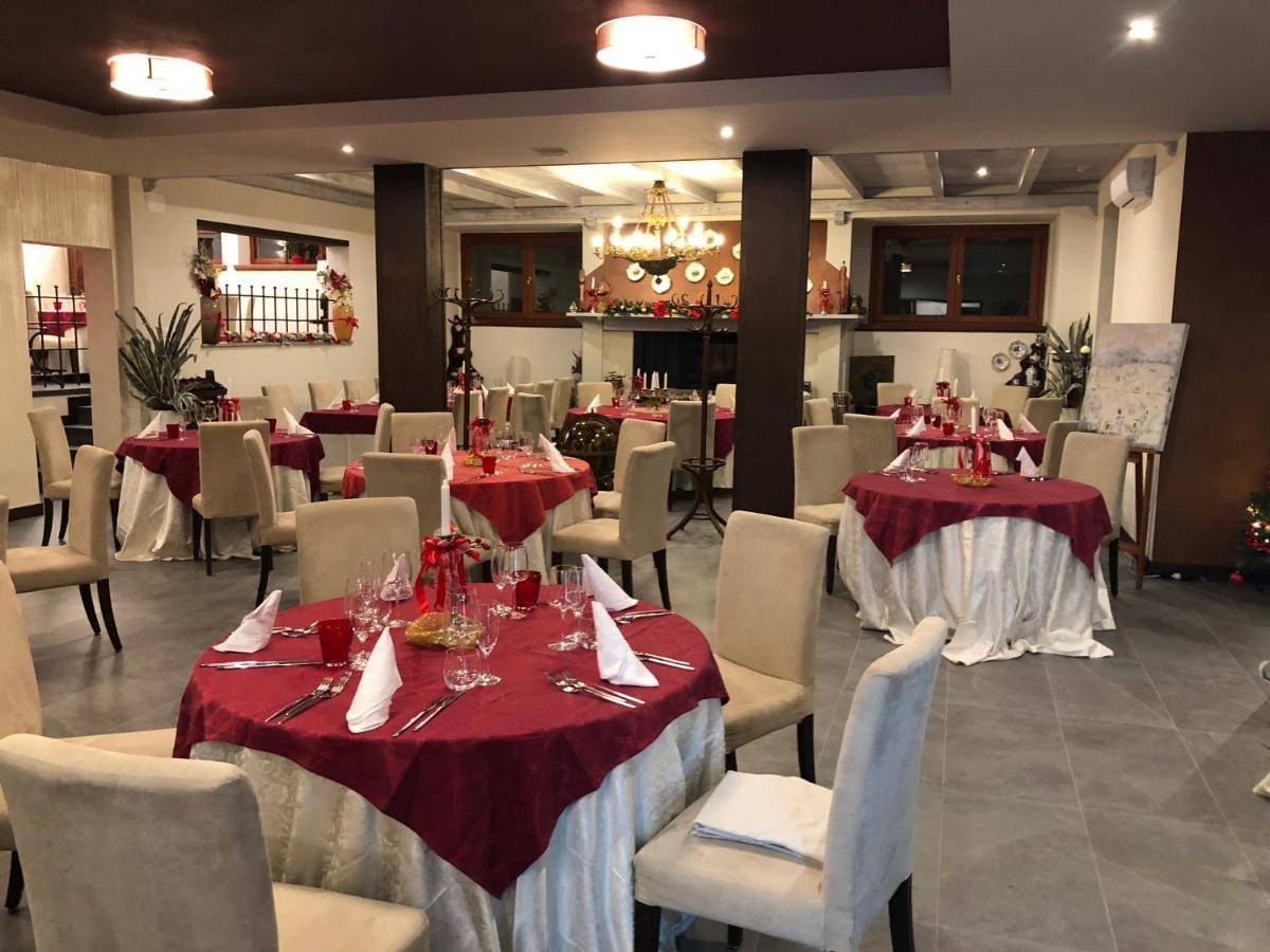 Locanda Rossa Hotell Romans di Varmo Eksteriør bilde