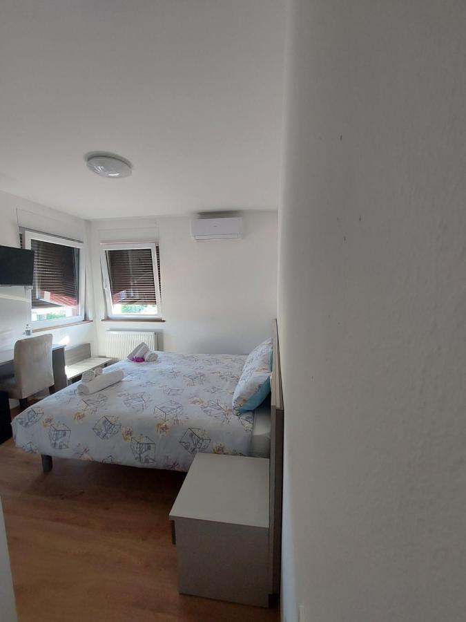 Locanda Rossa Hotell Romans di Varmo Eksteriør bilde