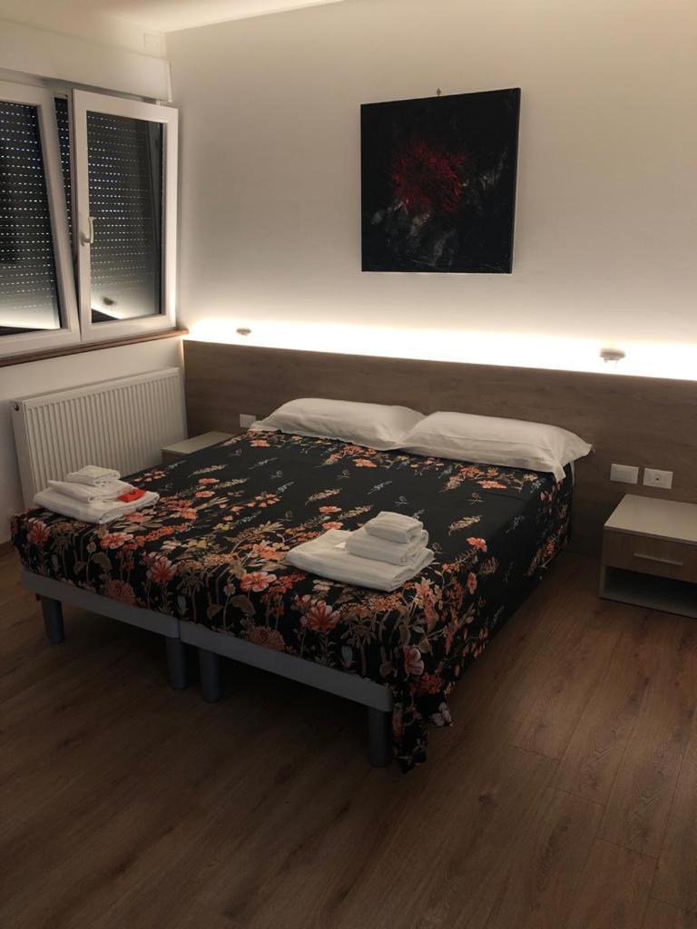 Locanda Rossa Hotell Romans di Varmo Eksteriør bilde